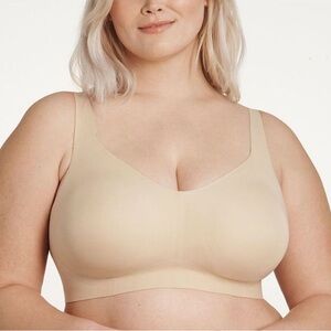 ✨ Evelyn Bobbie The Beyond bra.